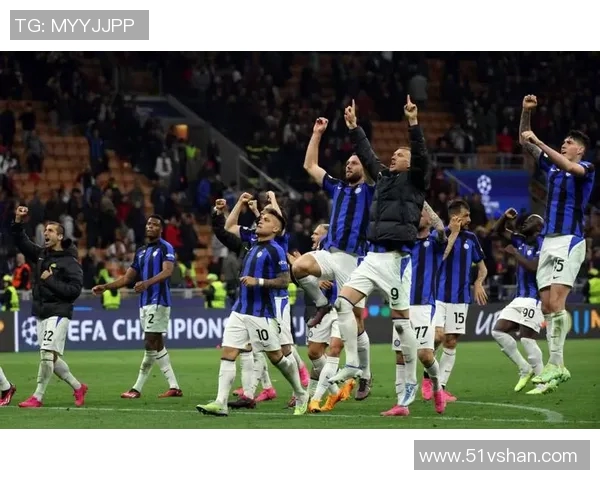 巴萨与国米精彩对决录像回放全程分析与精彩瞬间回顾