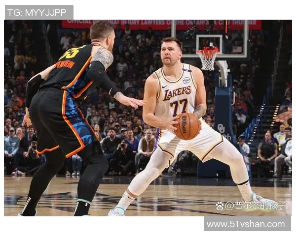 湖人队与老鹰队正面交锋谁能在这场激战中胜出